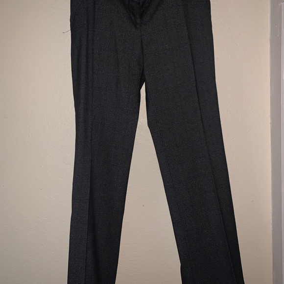 Women’s suit - Picture 3 of 14